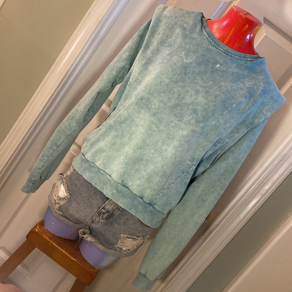 Handmade Casual Blue Acid Wash 80s Kawaii Cute Lightweight Knit Sweater Top